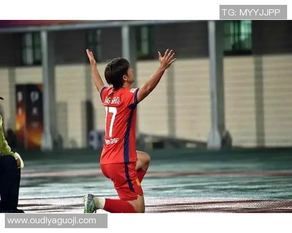 足球明星的精彩瞬间与他们背后的奋斗故事分享